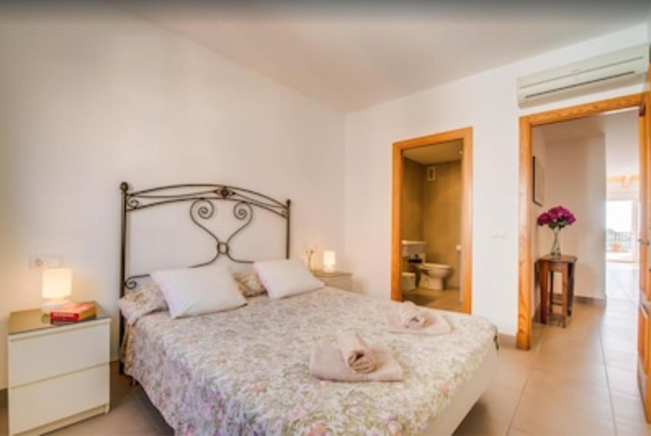 Appartamento Es Port Penthouse Santanyí Esterno foto